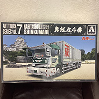 アオシマ アートトラック 1_32 丸美グループ 真紅丸 4番